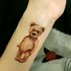 Tatouage Panda Fluorescent