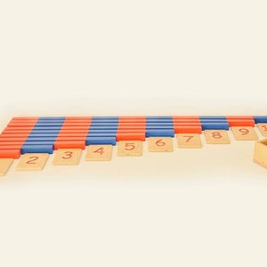 Montessori Zahlenstäbe mit Ziffernkarten Vorschule Blaue und Rote Zahlenstäbe Homeschool Math-Materialien Waldorfständer für Roden Mathematik