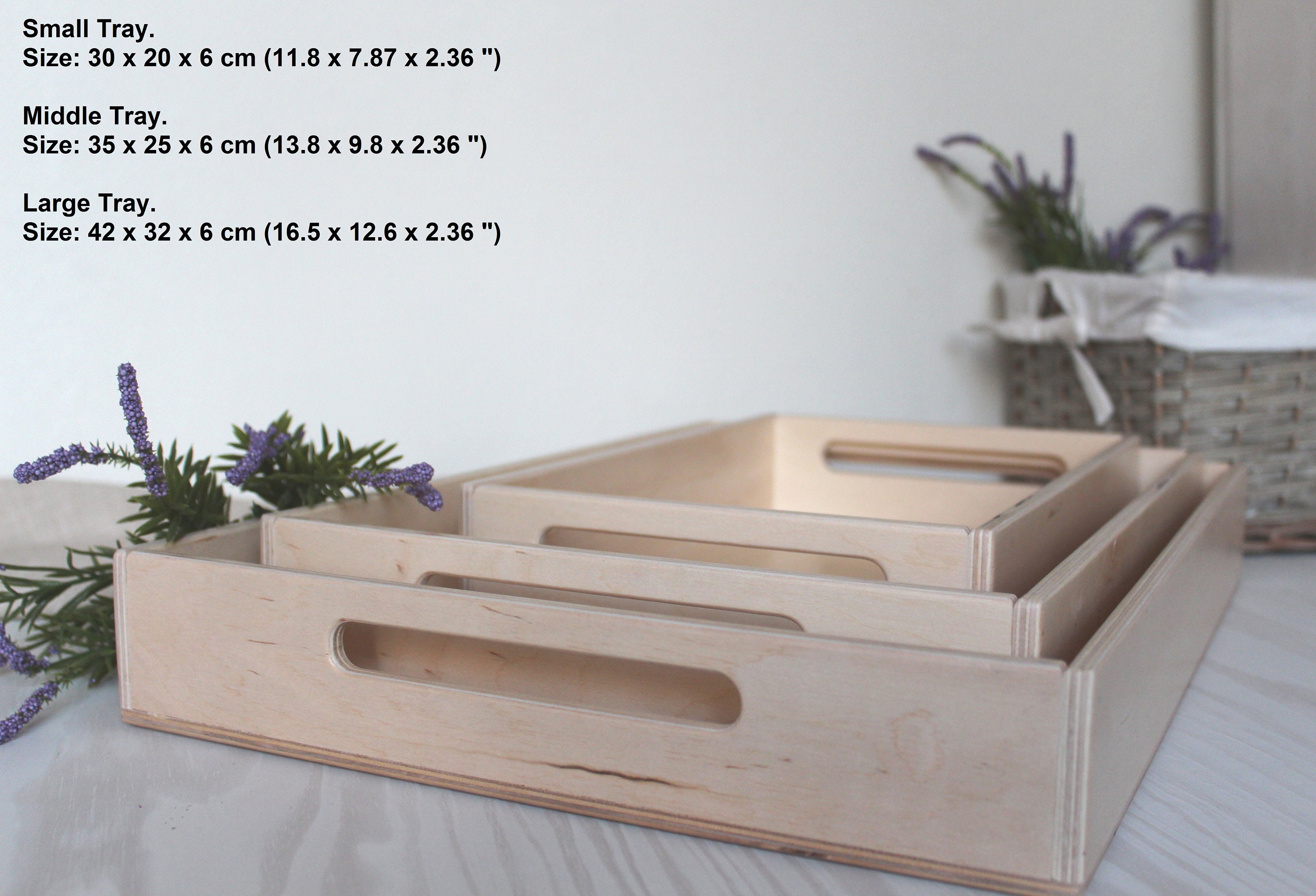 Petit plateau en bois : 11 x 11 x 2 cms - Montessori Spirit