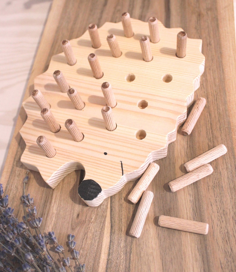 Wooden Pegs Toy, Montessori Toys, Pegs Hedgehog, Motor Skills, Baby Gift, Gift for Child, Wooden Toy, Waldorf Toy, First birthday Gift Pegs image 3