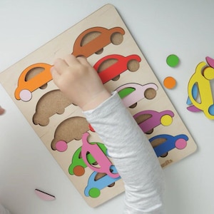 Brinquedo de carro de madeira com cartões de padrão, Aprendizagem de cores, Brinquedo educacional Montessori, Brinquedos de classificação de cores, Jogo de correspondência, Atividade de correspondência de cores