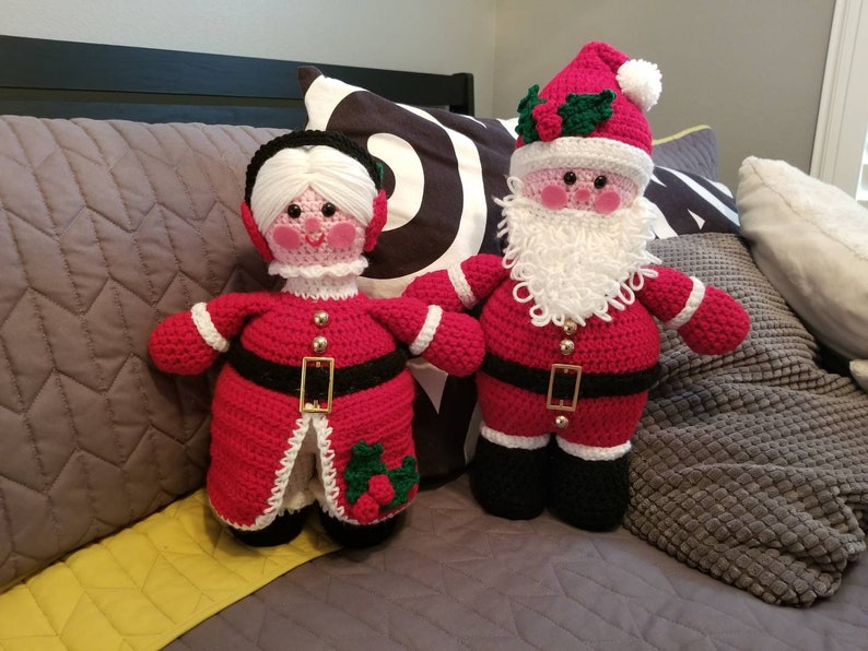Santa & Mrs Claus image 0
