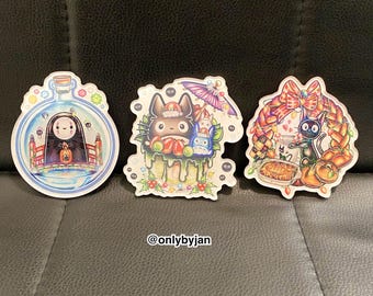 HOLOGRAPHIC Studio-G Magnets - 3"