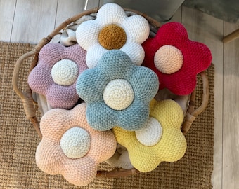 Motif Amigurumi de fleurs au crochet/ Motif de sac au crochet/ Coussin de fleurs au crochet pour la décoration intérieure/ Accessoires au crochet/ Sac au crochet pour enfants/ Peluche