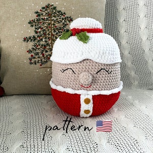 Santa and mrs claus pillows sales