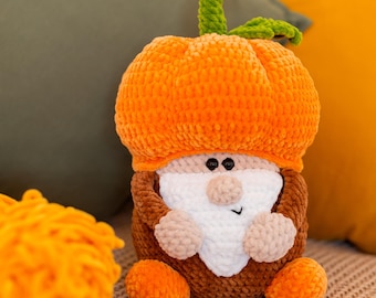 Patrón de amigurumi de ganchillo para Halloween: Gnomo calabaza DIY (Descarga en PDF), apto para principiantes.