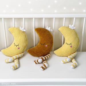 Crochet Moon pillow pattern: DIY Nursery Decor (PDF Pattern). Amigurumi crochet plush toys. Handmade crochet plushies. Kids room decorations