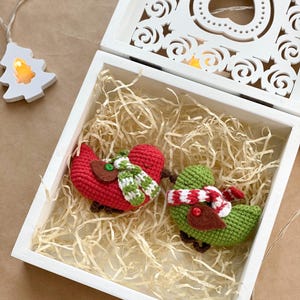 Christmas crochet pattern / Christmas home decor / Amigurumi bird / Christmas tree decor / Crochet bird pattern / Xmas decorations /Handmade