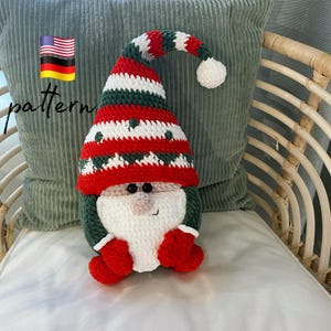 Crochet Gnome pattern. Crochet plushies. Crochet plush pattern. Amigurumi gnome. Handmade crochet gifts. Crochet pillow pattern. DIY gnomes
