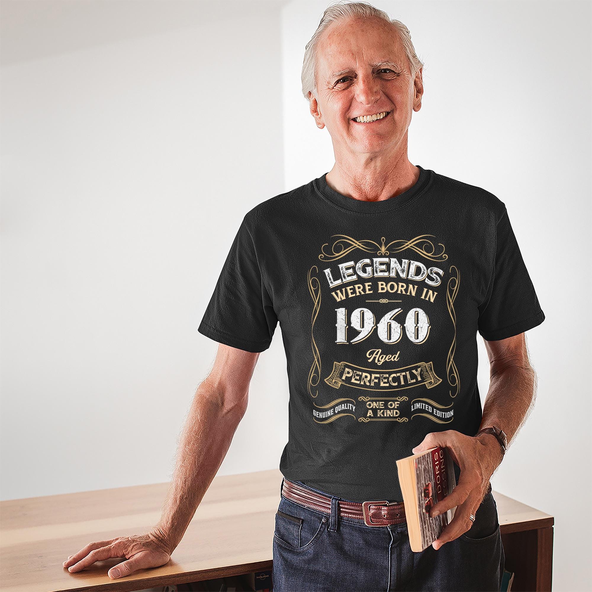 65th Birthday Shirt For Men - Classic Retro 1960 Vintage T-Shirt Gift