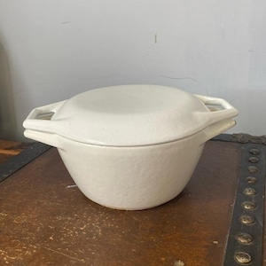 Vintage Copco D1 White Enamel Cast Iron Dutch Over Cooking Pot with Lid -  Made in Denmark - Lidded Cookware Bowl Stovetop Pot