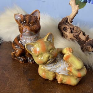 Vintage Ceramic Cat Figurines - Cute Collectible Cat Figurines