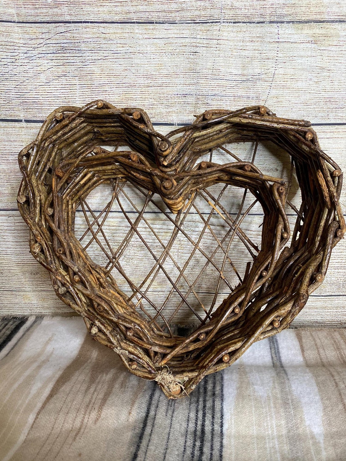 Vintage Heart Shaped Nesting Baskets Grape Vine Woven Display Etsy