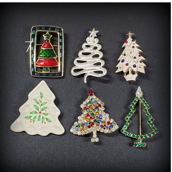 Vintage Christmas Tree Brooch Holiday jewelry, ONE PIECE