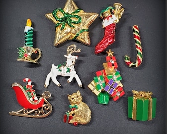 Vintage Christmas Brooch Holiday jewelry, Figural Pins, Candle, Gifts, Candy Cane, Star, Tree, Reindeer, Wreaths, socks more  ONE PIECE