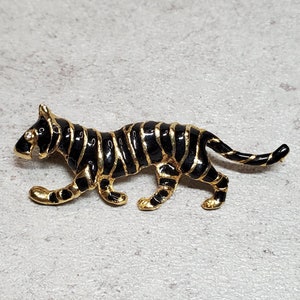 Vintage Tiger brooch, cat brooch black tiger brooch enamel pin