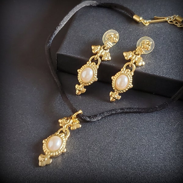 Vintage Park Lane pearl Fleur De Lis dangle earrings and necklace set, gold tone wedding jewelry 1980s