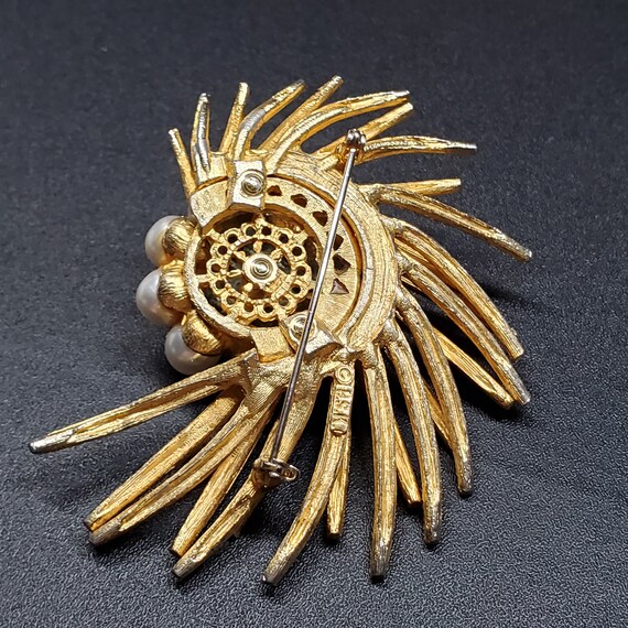 Vintage BSK big bold brooch, avant garde pearl br… - image 5