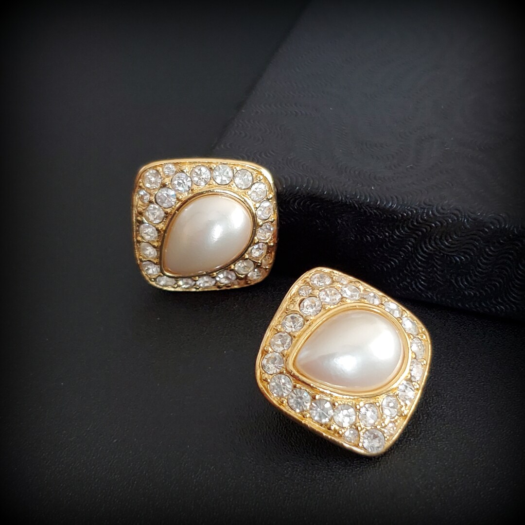 Vintage Trifari Wedding Pearl Earrings Gold Rhinestone Sparkling Clipon Earrings Etsy