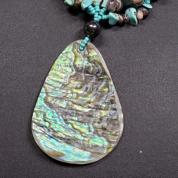 Vintage natural shell MOP and turquoise necklace … - image 7