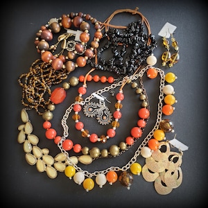 Vintage jewelry lot, Wearable mixed jewelry lot yellow, jank jewelry lot