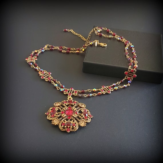 Vintage Avon necklace Red rhinestone Double chain… - image 3