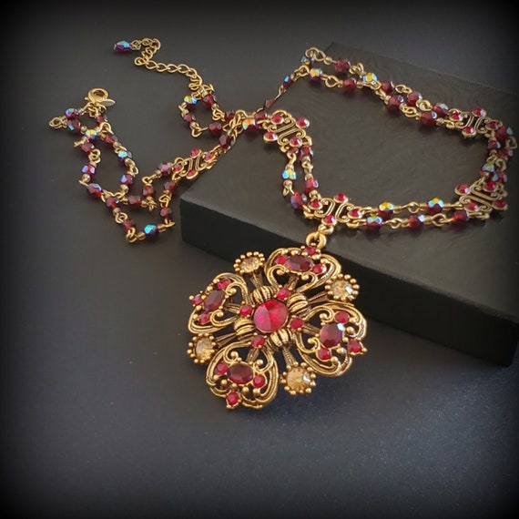 Vintage Avon necklace Red rhinestone Double chain… - image 1