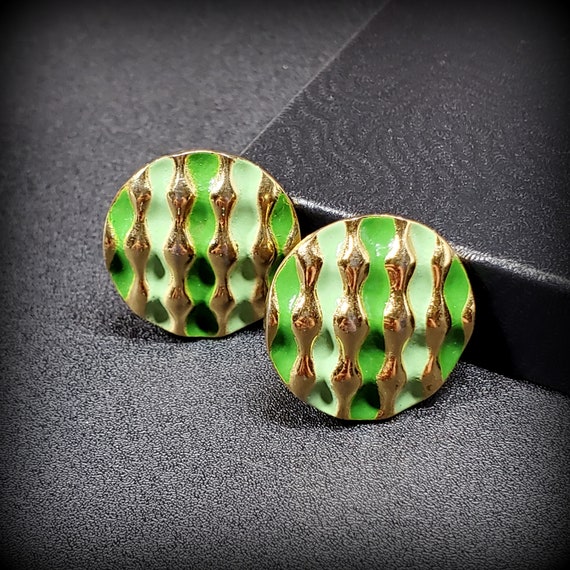 Vintage Crown Trifari clip on earrings Green gold… - image 10