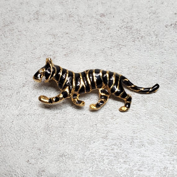 Vintage Tiger brooch, cat brooch black tiger broo… - image 10