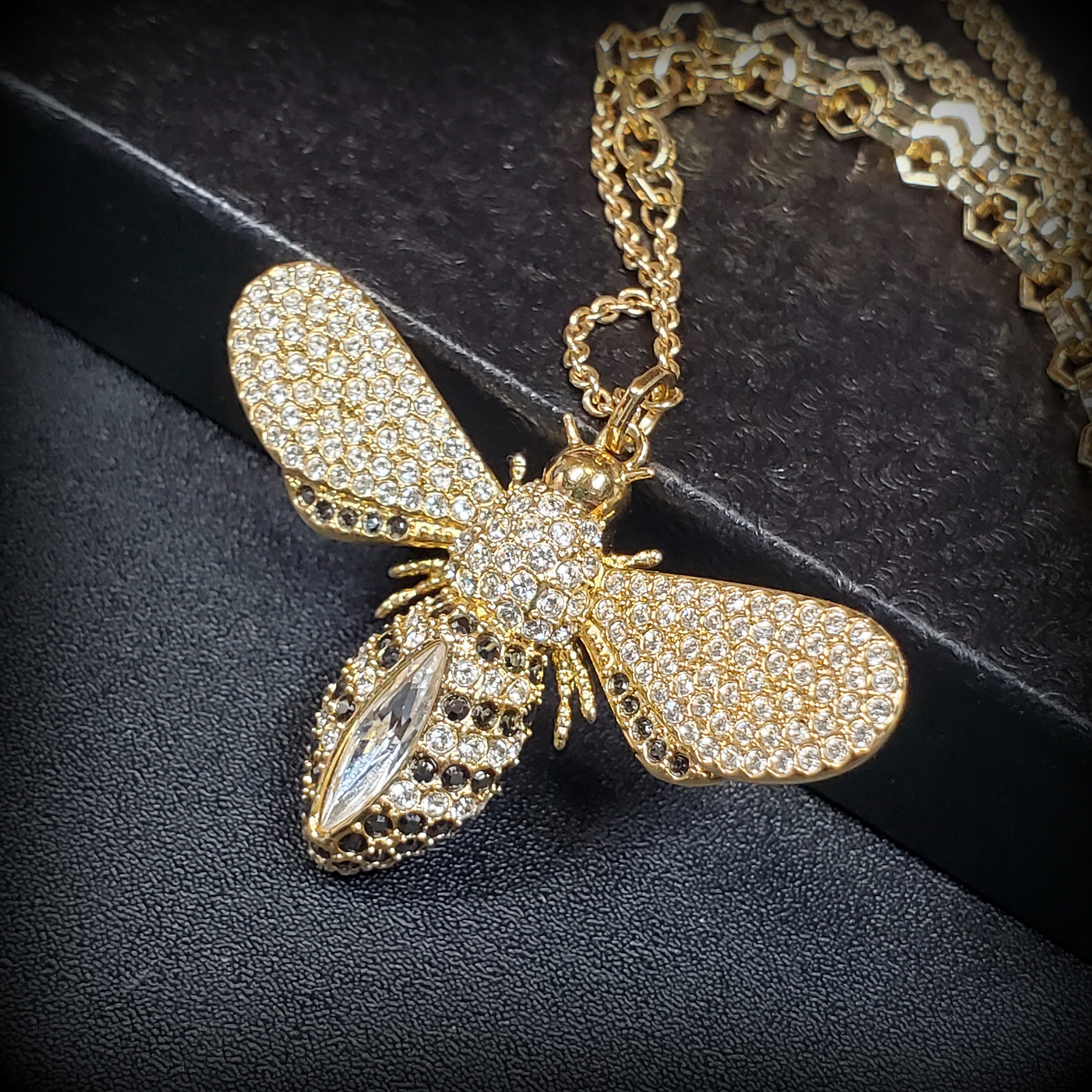 Sterling Silver Bee Pendant Necklace with Crystals from Swarovski -  Walmart.com