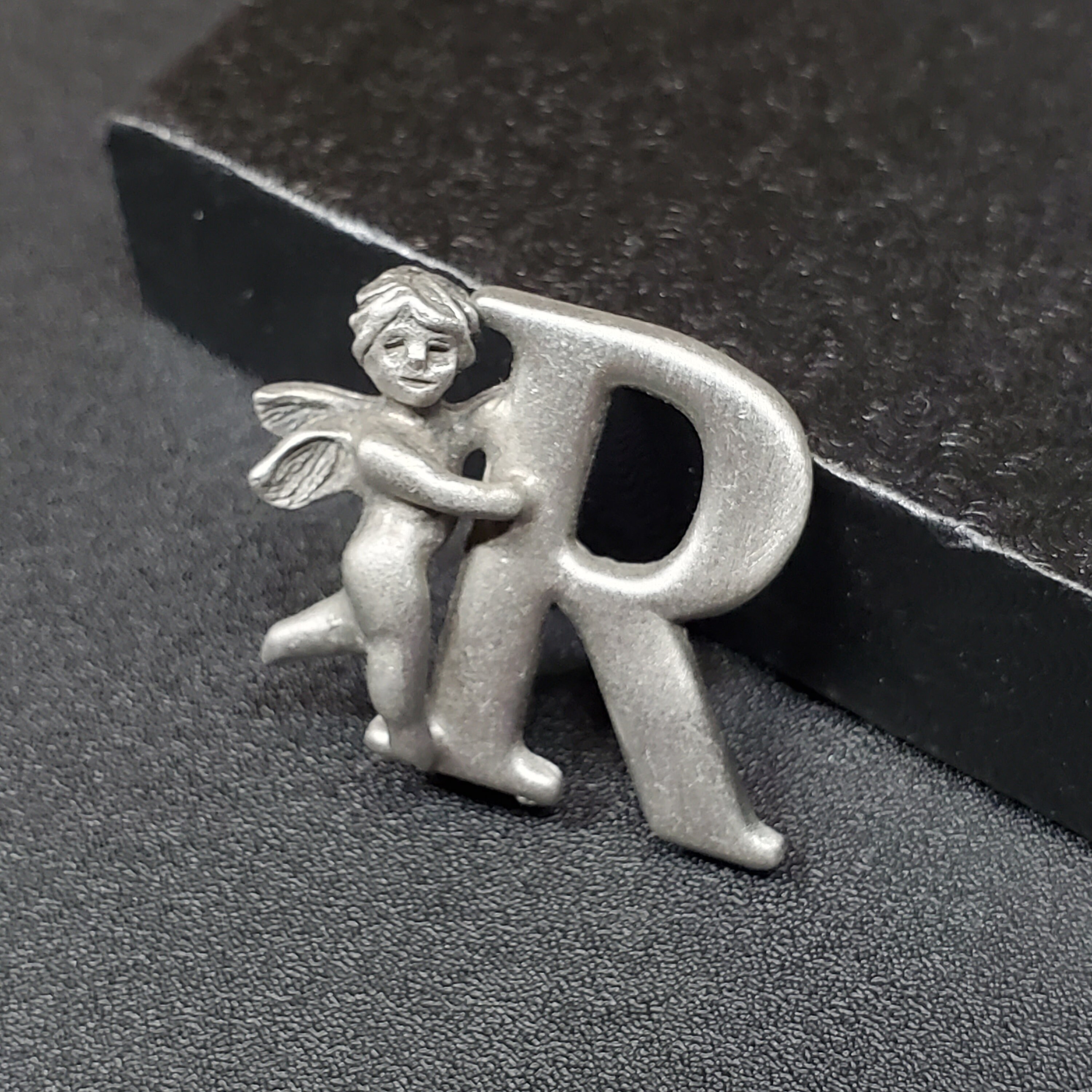 Letter R Brooch Monogram Initial Vintage Brooch Pin - Etsy