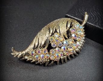 Vintage Coro leaf brooch Gold Tone aurura borealis crystal 1950s brooch