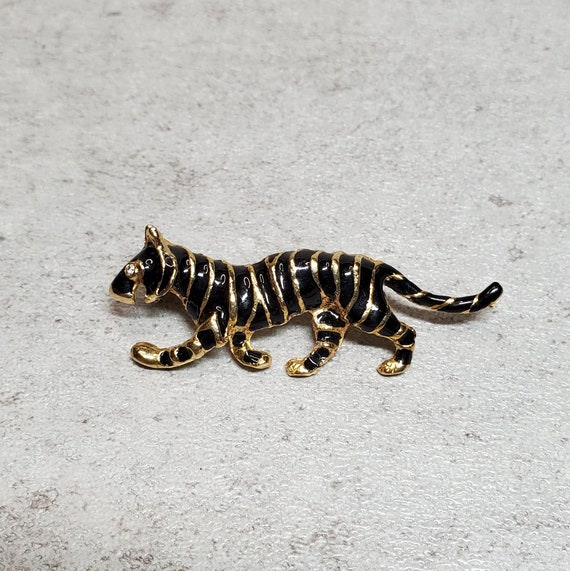 Vintage Tiger brooch, cat brooch black tiger broo… - image 1