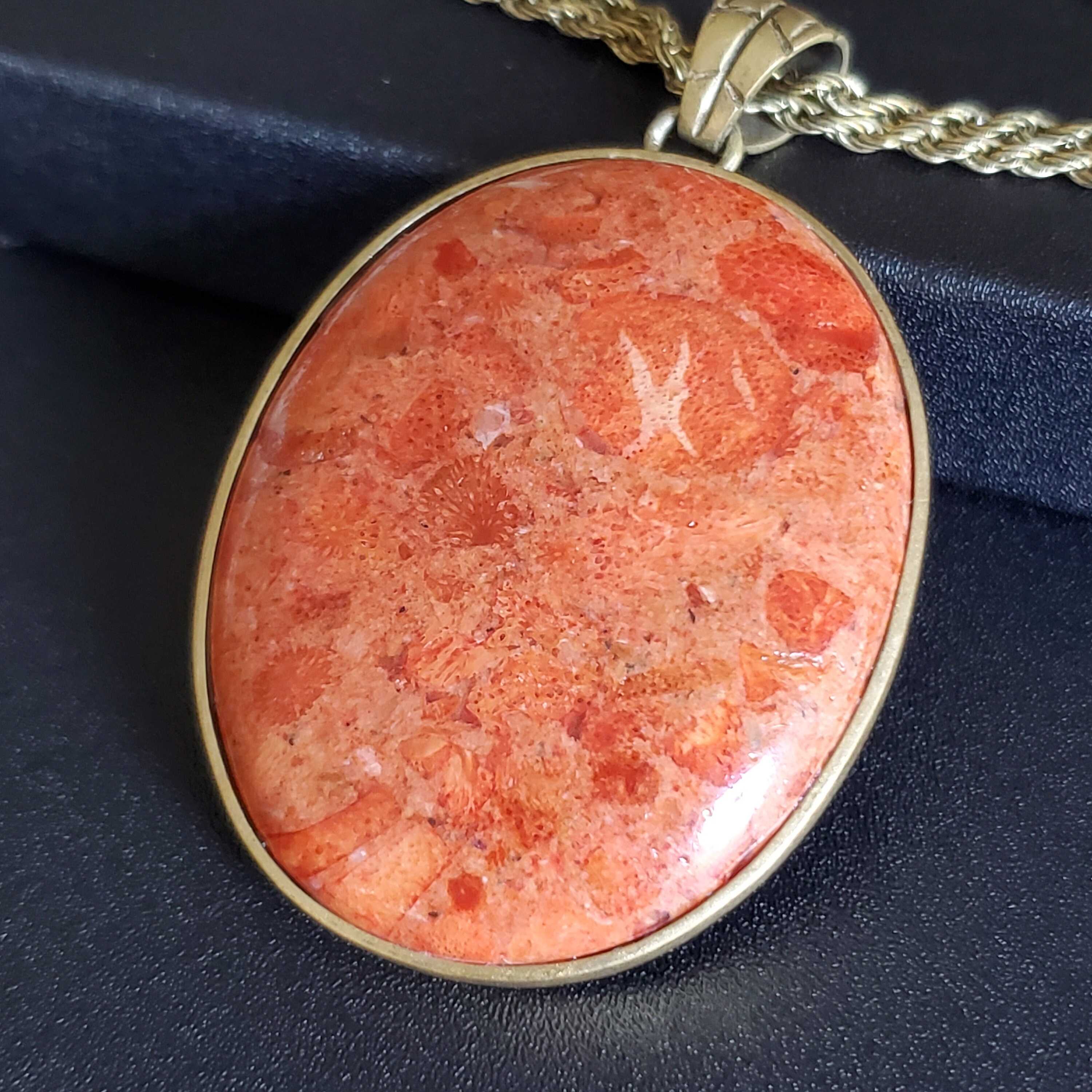 Collier Ras Du Cou Vintage En éponge Corail Rouge - Bijou Unisexe Occasion