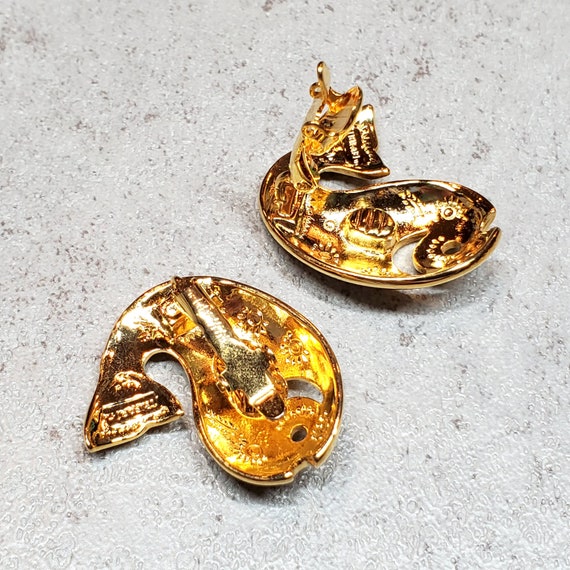 Vintage Trifari silver fish earrings, whale earri… - image 7