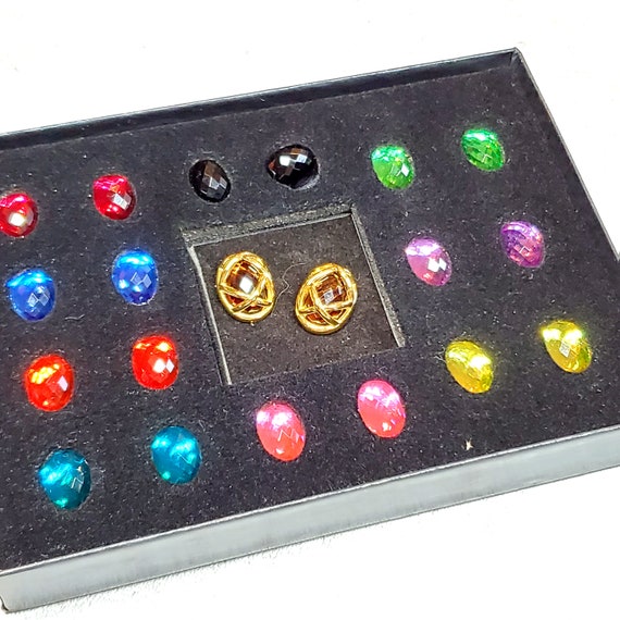 Vintage Joan Rivers interchangeable earrings, dome