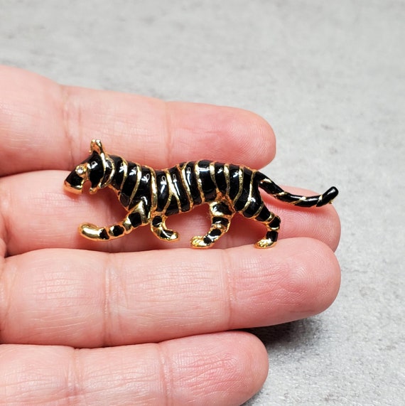 Vintage Tiger brooch, cat brooch black tiger broo… - image 8