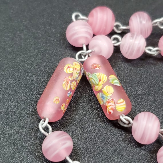 Vintage  bubblegum pink beaded necklace, pink lam… - image 2