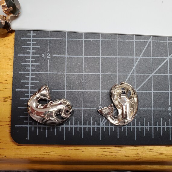 Vintage Trifari silver fish earrings, whale earri… - image 5