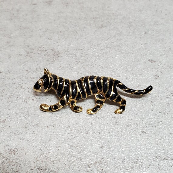 Vintage Tiger brooch, cat brooch black tiger broo… - image 6