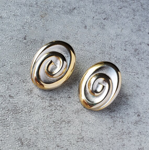 Swirl oval stud earrings, vintage Erwin Pearl run… - image 3