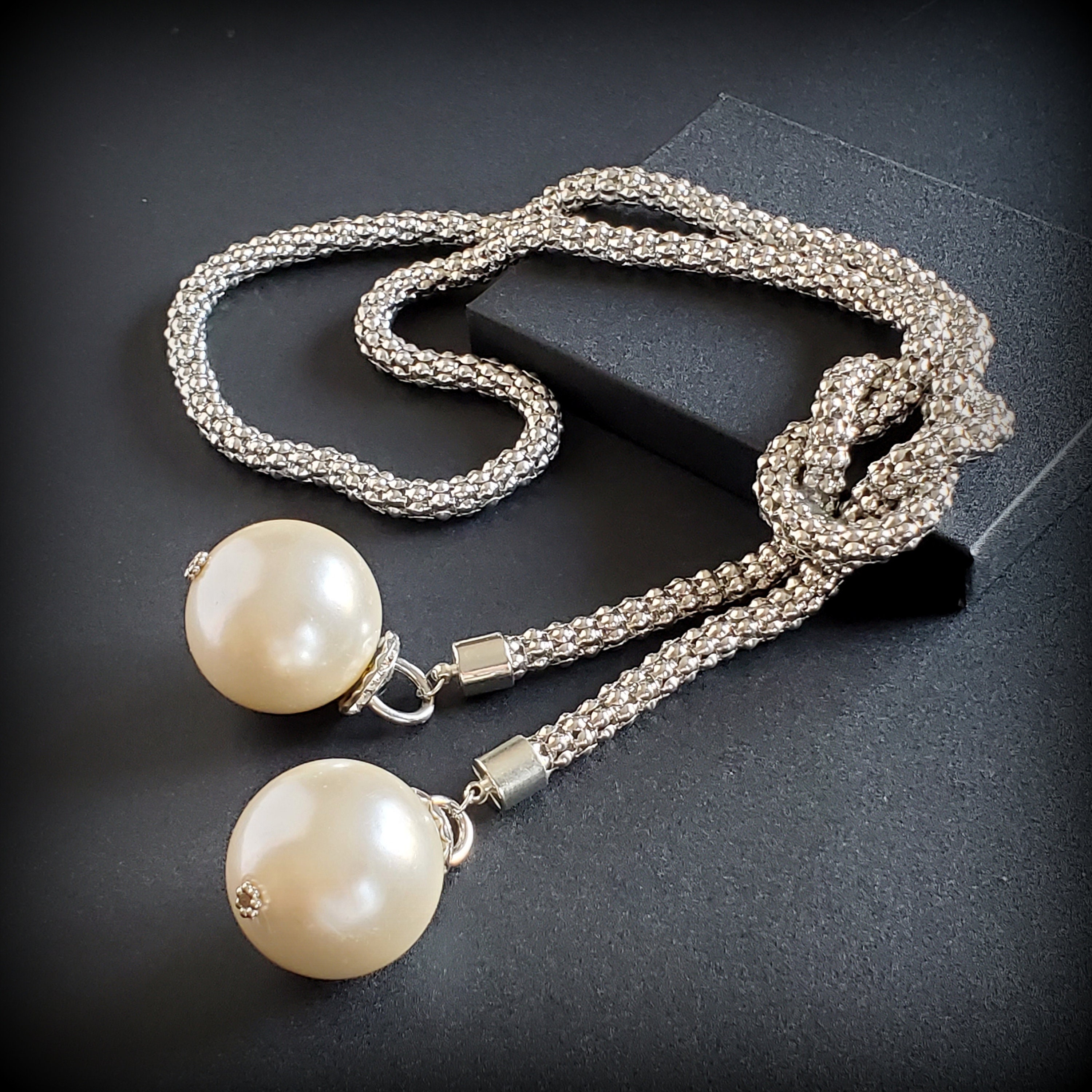 Chanel Lariat Style Pearl Necklace Cc Pearl Charms