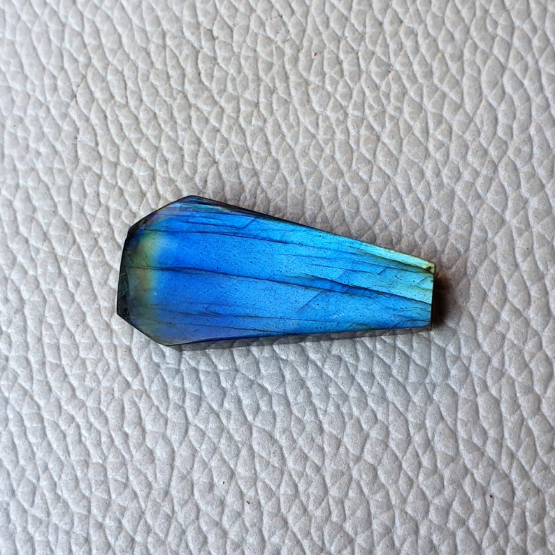 AAA Labradorite Coffin Cabochon Labradorite Stone Blue Labradorite Polished Stone Healing Crystal Smooth Coffin Shape Labradorite 31x16x5MM