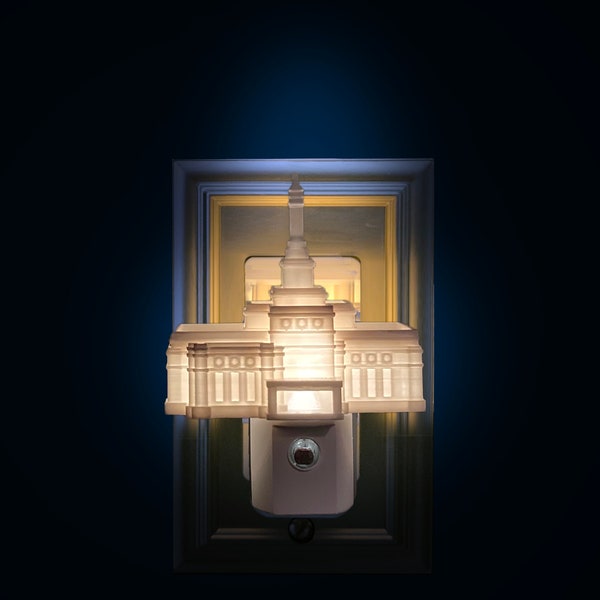 Kona Hawaii Temple Night Light (Plug-in, LED)