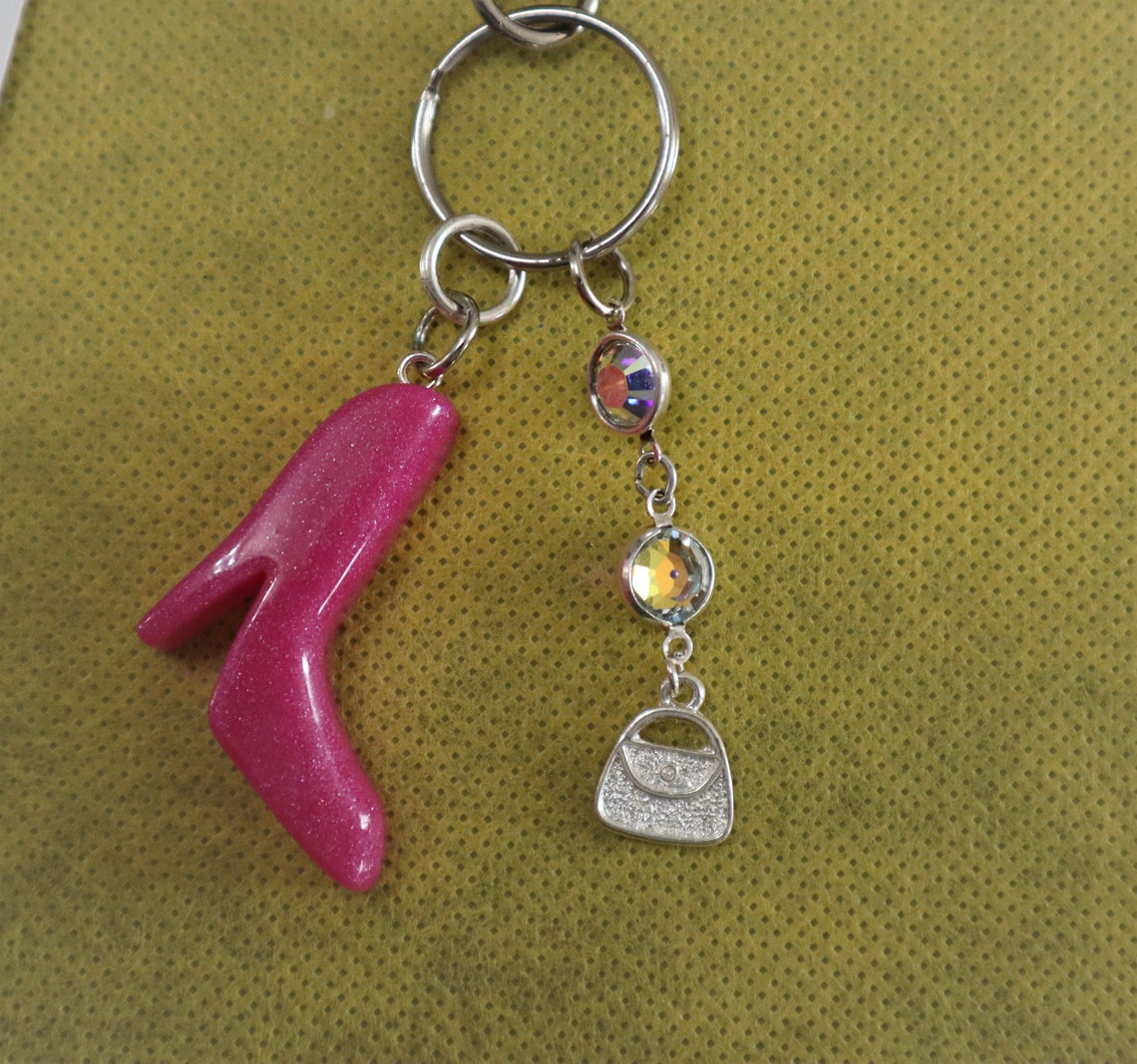 Bright pink high heeled shoe keychain | Etsy