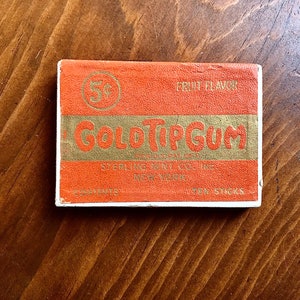 Vintage Gold Tip Gum box (fruit flavor)