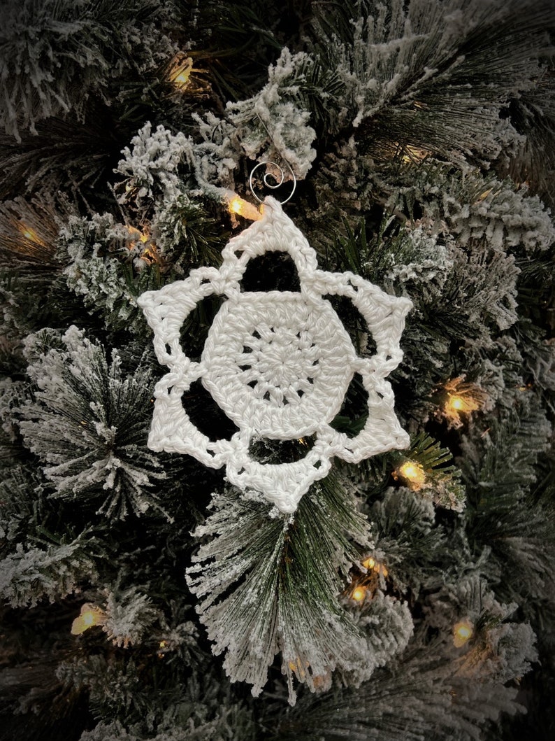 Sisterhood Snowflake Crochet Pattern image 5