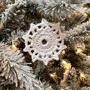 Blustery Snowflake Crochet Pattern