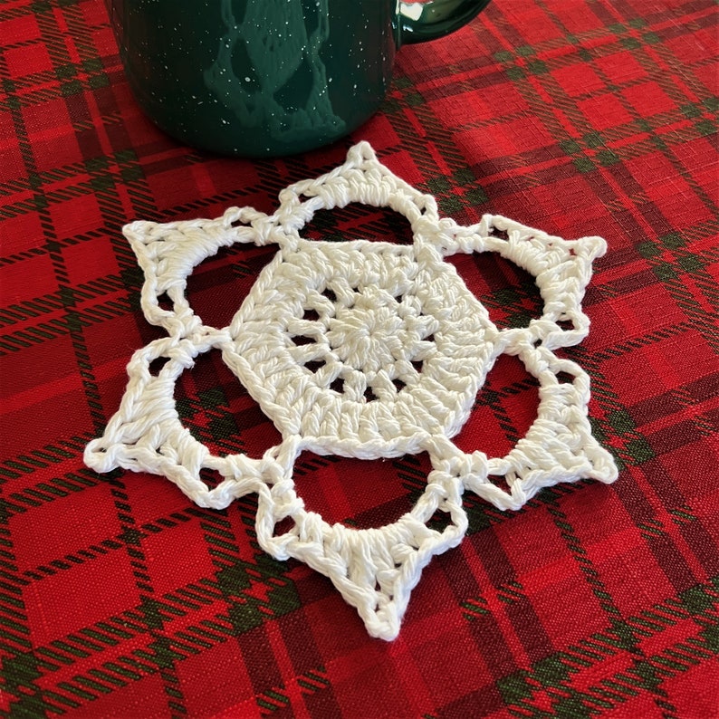 Sisterhood Snowflake Crochet Pattern image 2