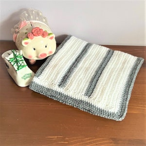 Josey&#39;s Hug Preemie Blanket Crochet Pattern